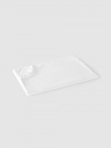 WHITE BLANKET