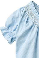 BLOUSE W. SMOCK W. EMB LT BLUE