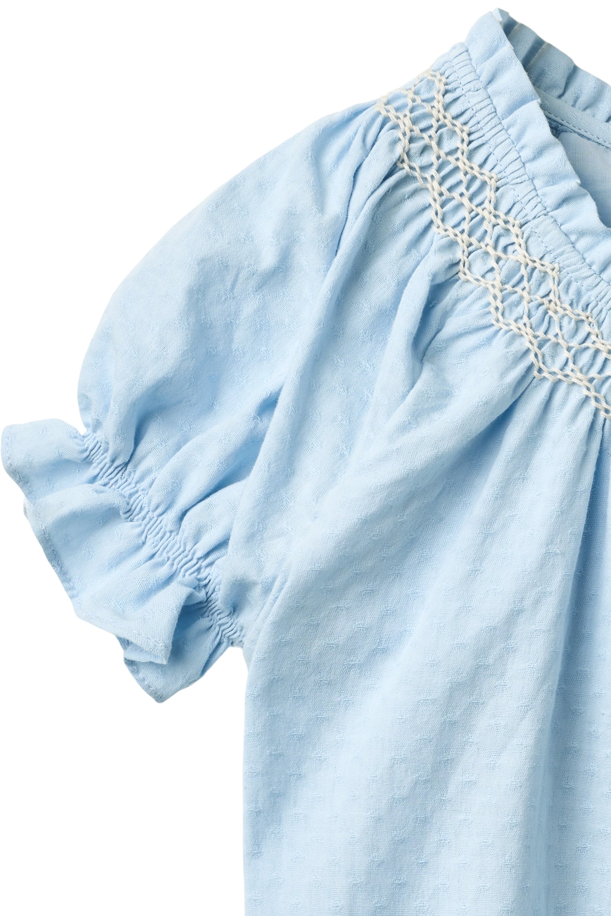 BLOUSE W. SMOCK W. EMB LT BLUE