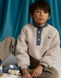 Nicky Sherpa Pullover with Half-Placket and Chest Dachshund Embroidery (Offwhite)