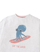 Oruo Surfing Octopus Relaxed-Fit Graphic Tee