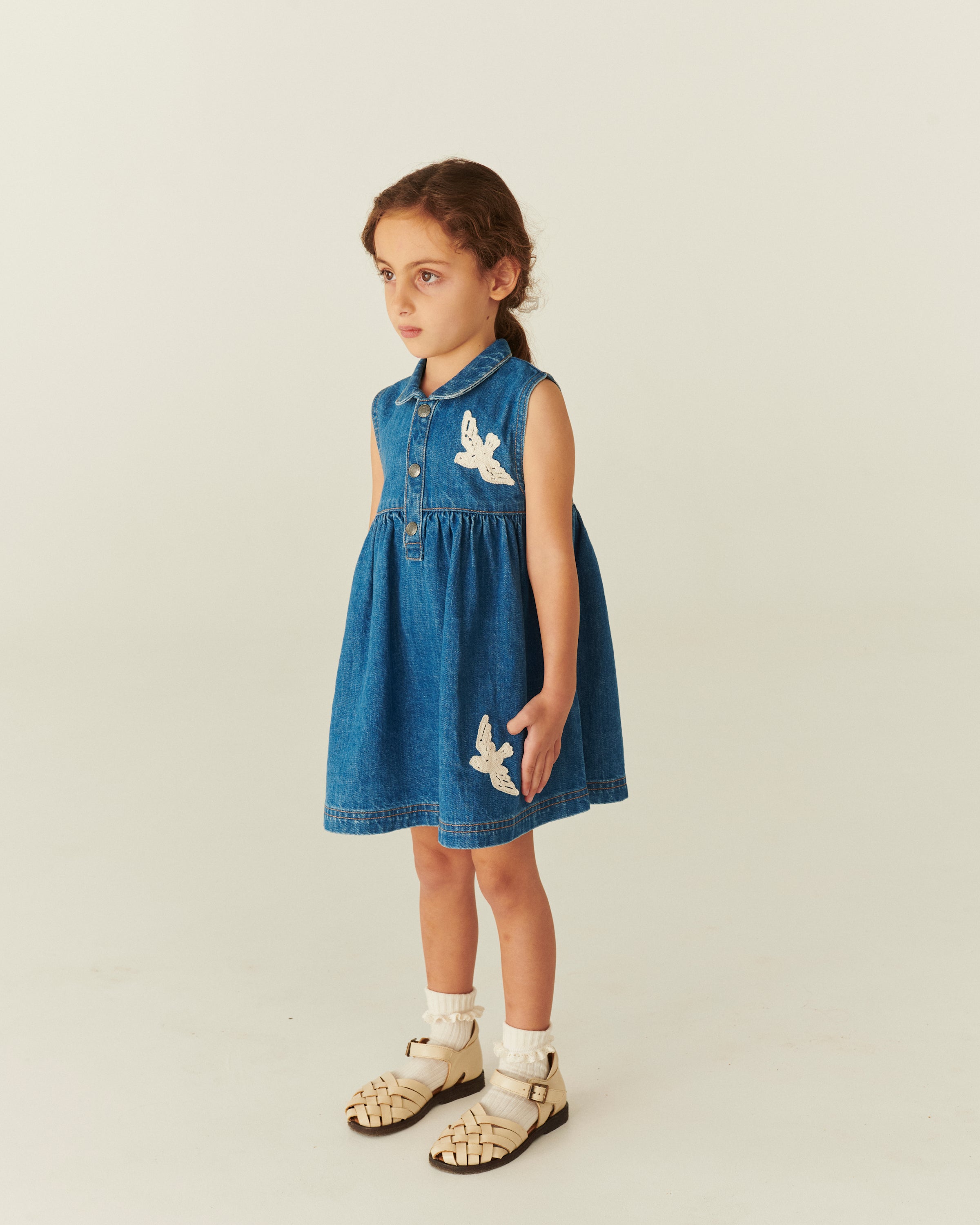 DENIM DRESS W. CROCHET DOVES