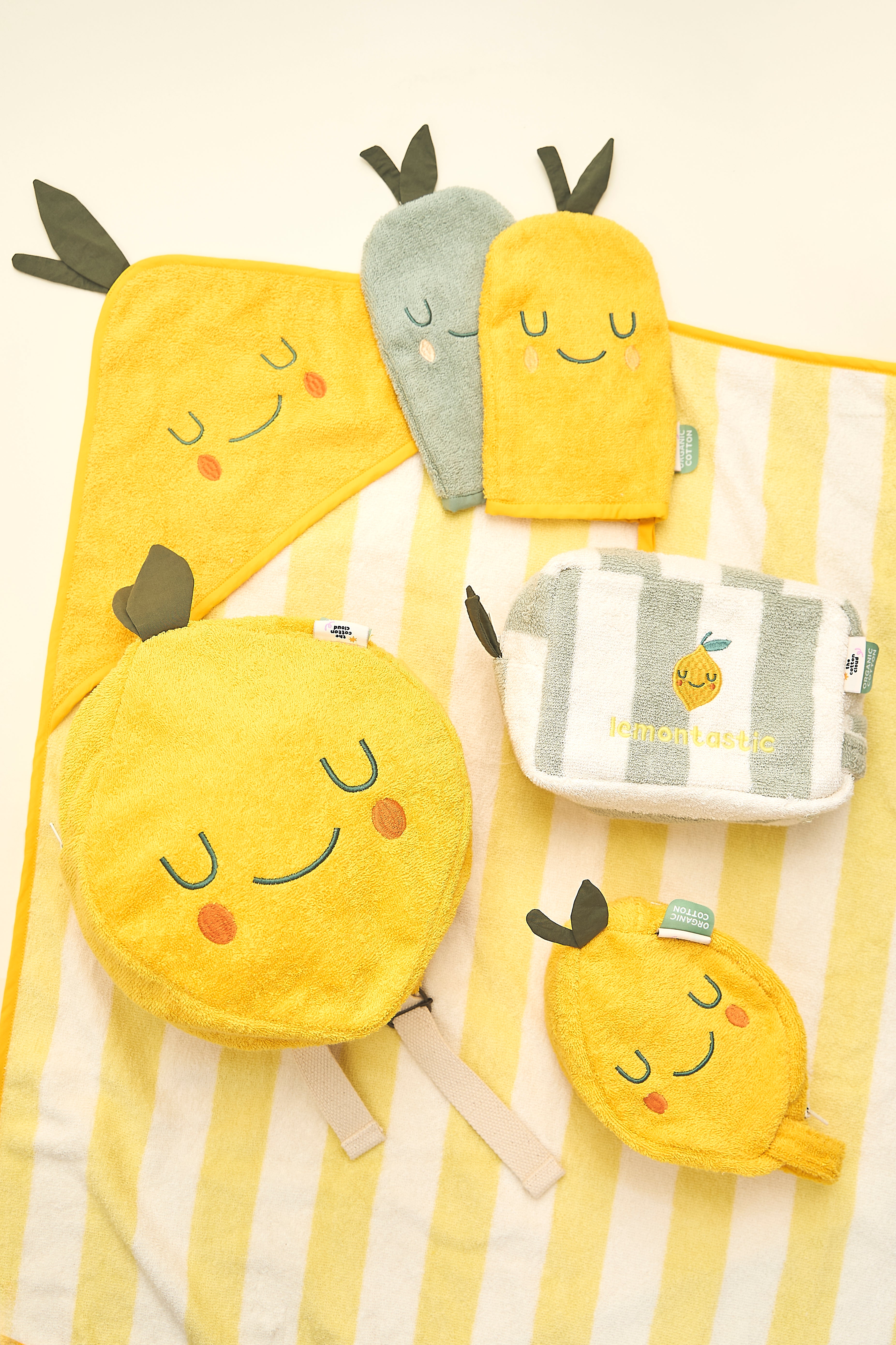 Hooded Towel Lola Lemon