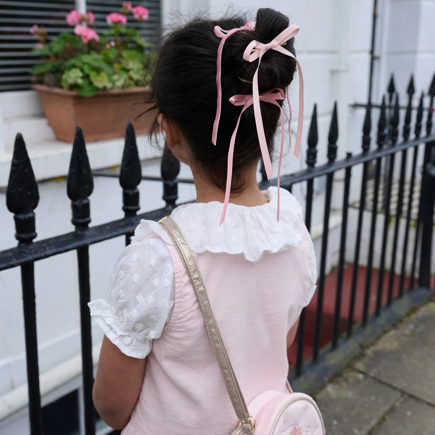 Very Cutesy Long Bow Clips